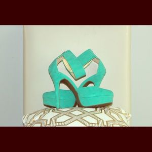 Turquoise heels.